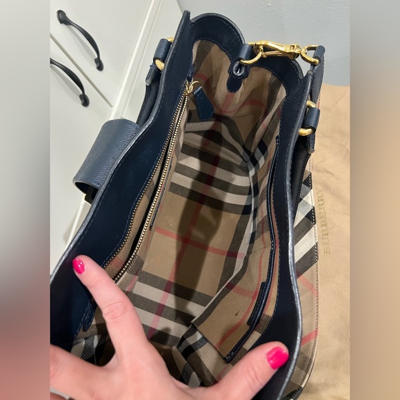 Burberry wallet and handbag set, navy - Picture 9 of 16